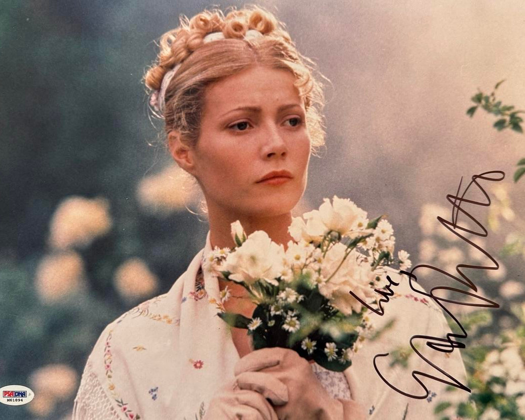 Gwyneth Paltrow Signed 11x14 Photo (Emma) - PSA COA